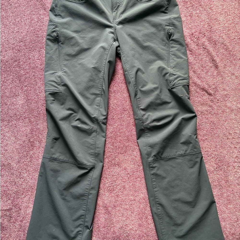 Duluth Trading Co Women’s Dark Gray workwear Pants